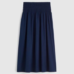 Madewell Smocked-Waist Poplin Midi Skirt in Midnight Navy